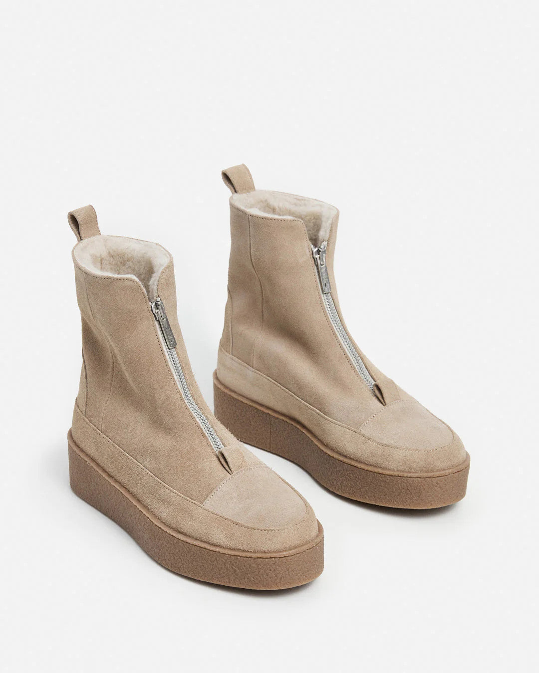 Flattered, Amalia Suede