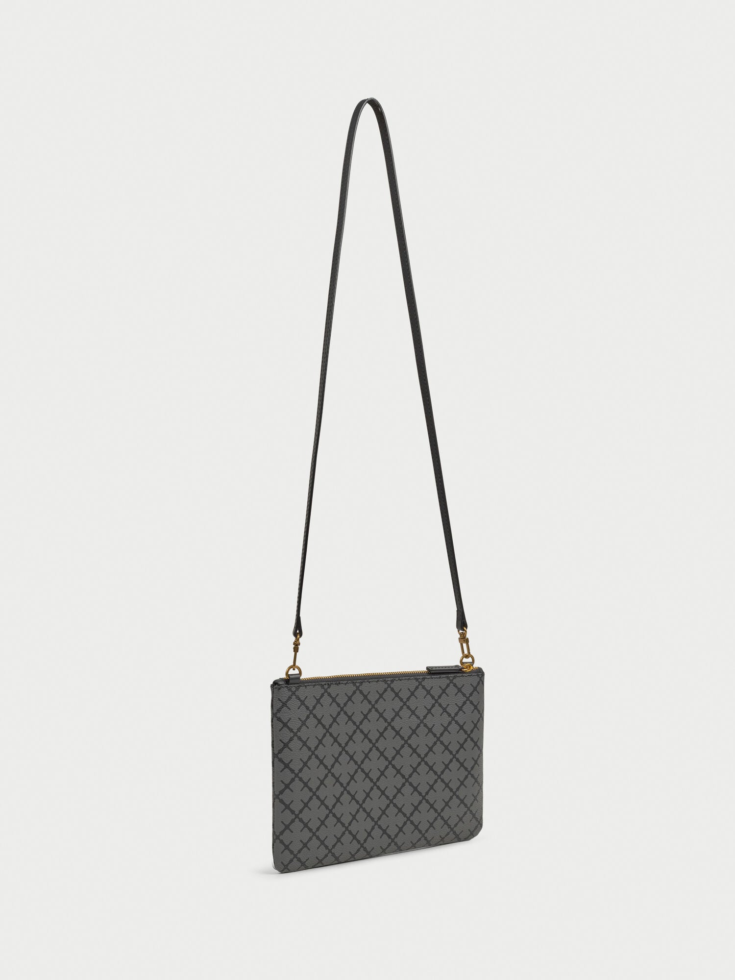 Ivy Clutch