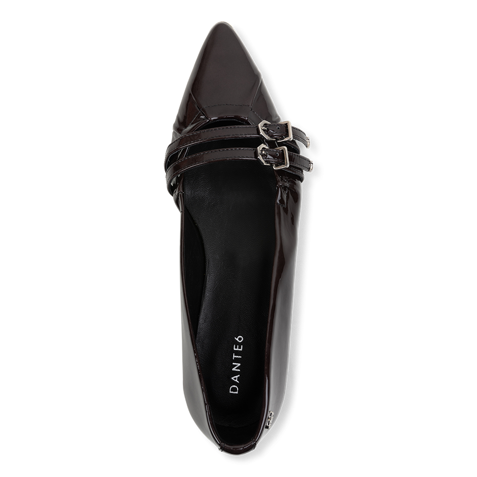 Pointed toe flats