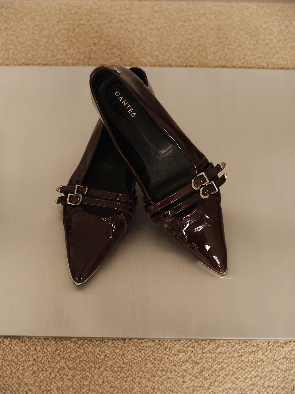 Pointed toe flats