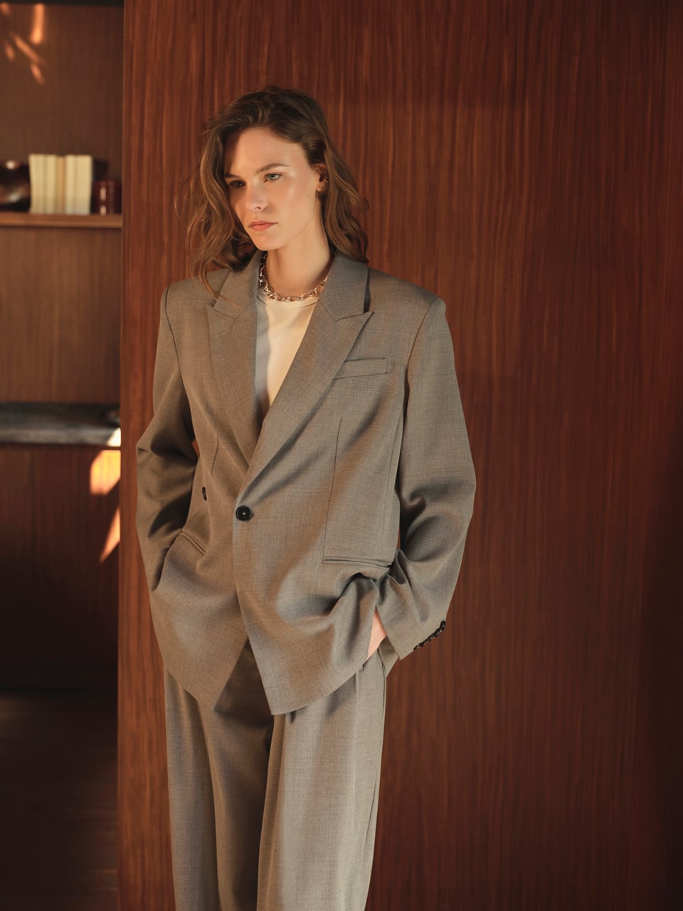 Pleated tailored pants