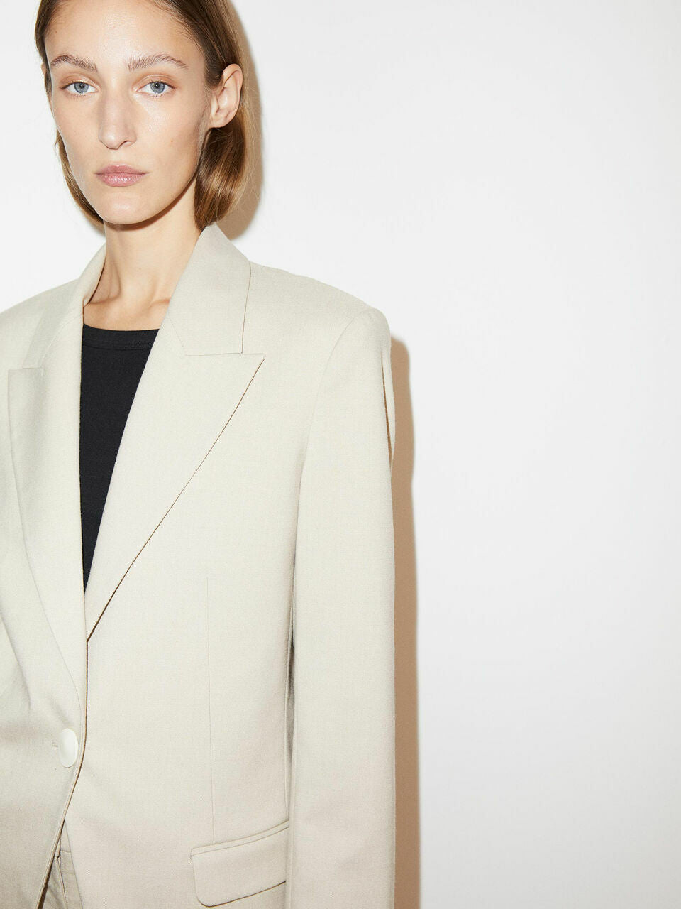 By Malene Birger, Huxley Bleiseri