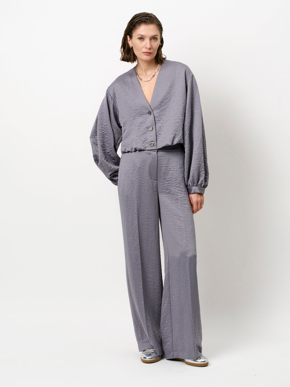 Wide leg pants