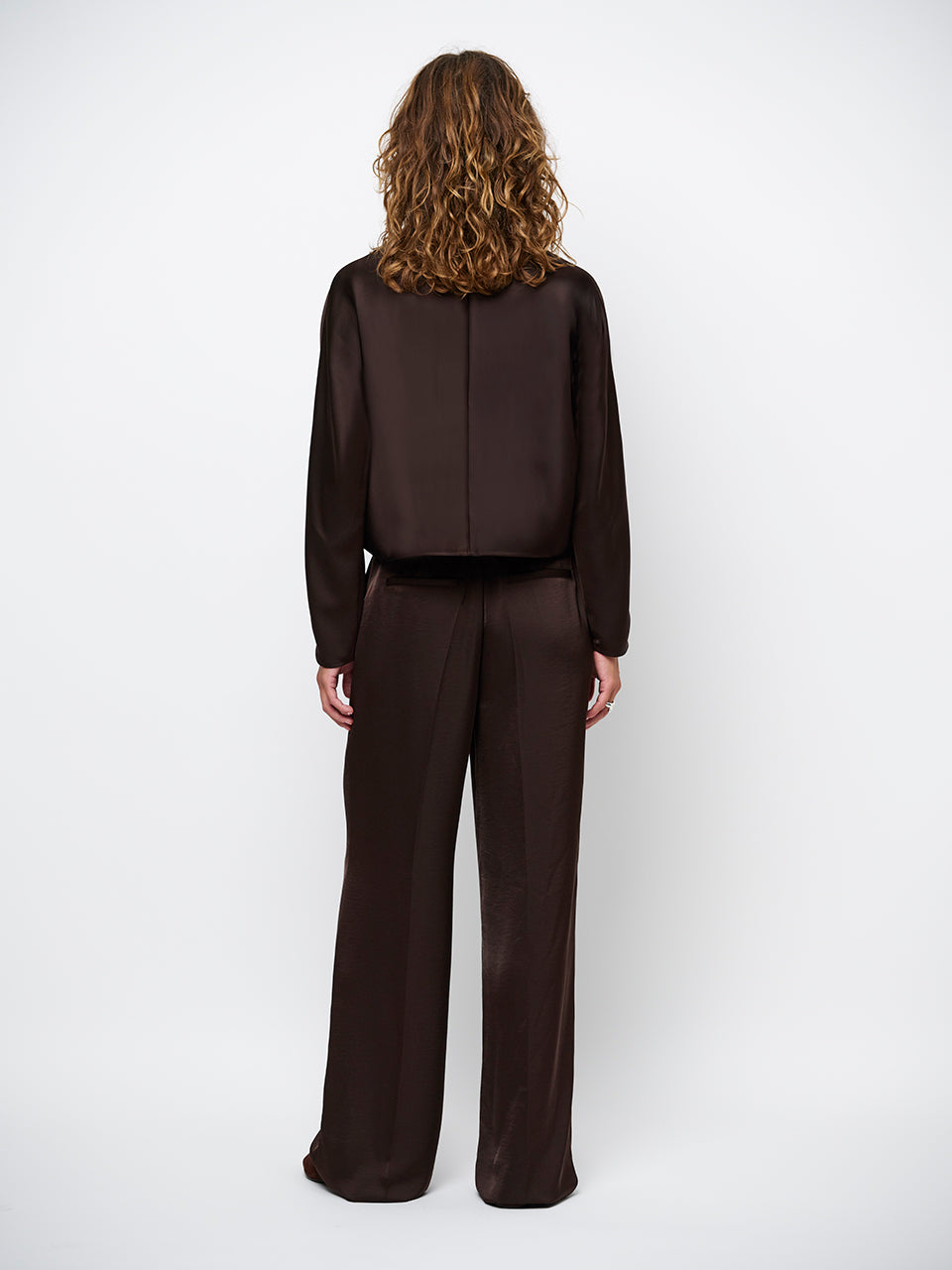 Wide leg pants