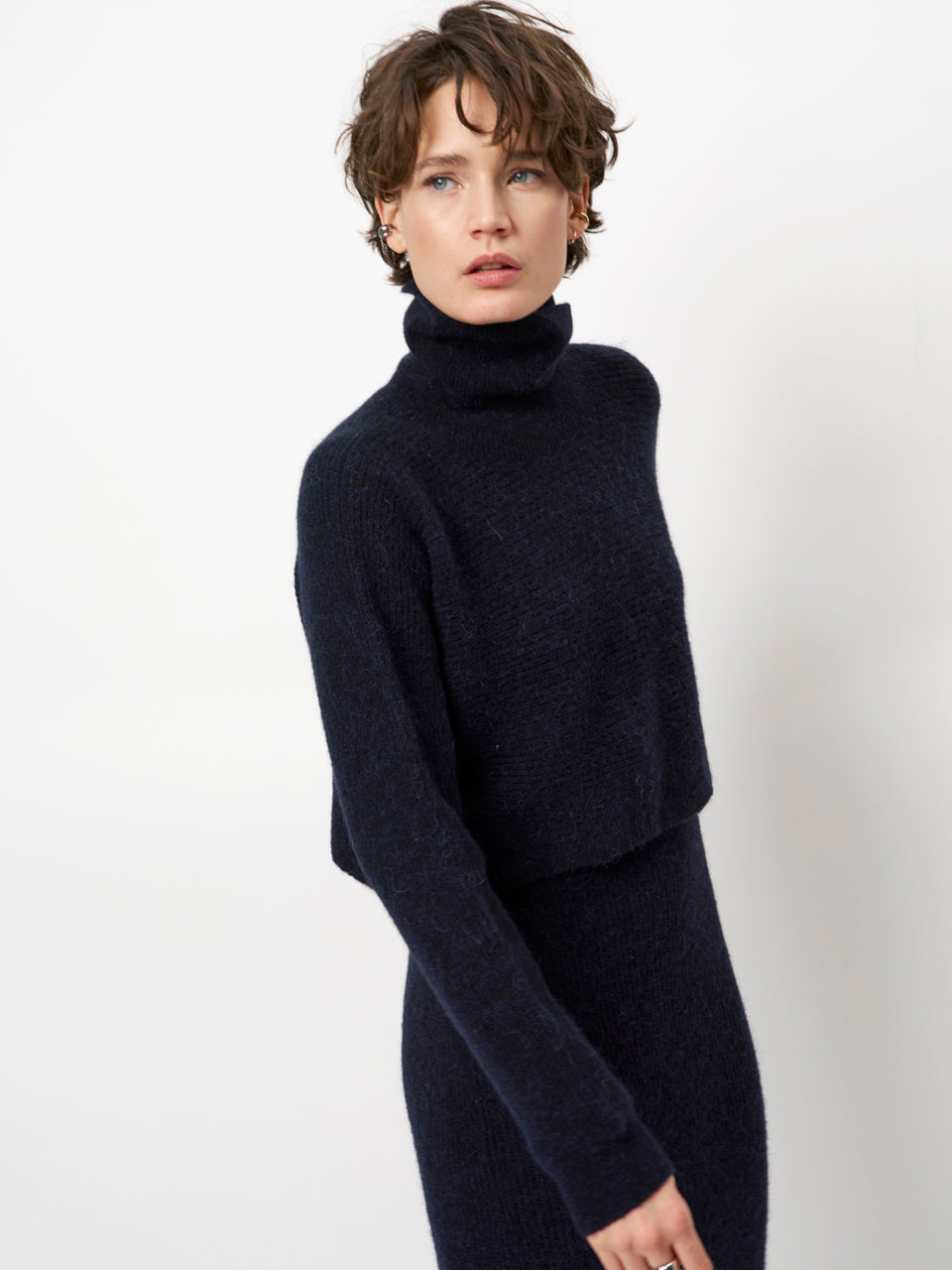 Cropped turtle sweater