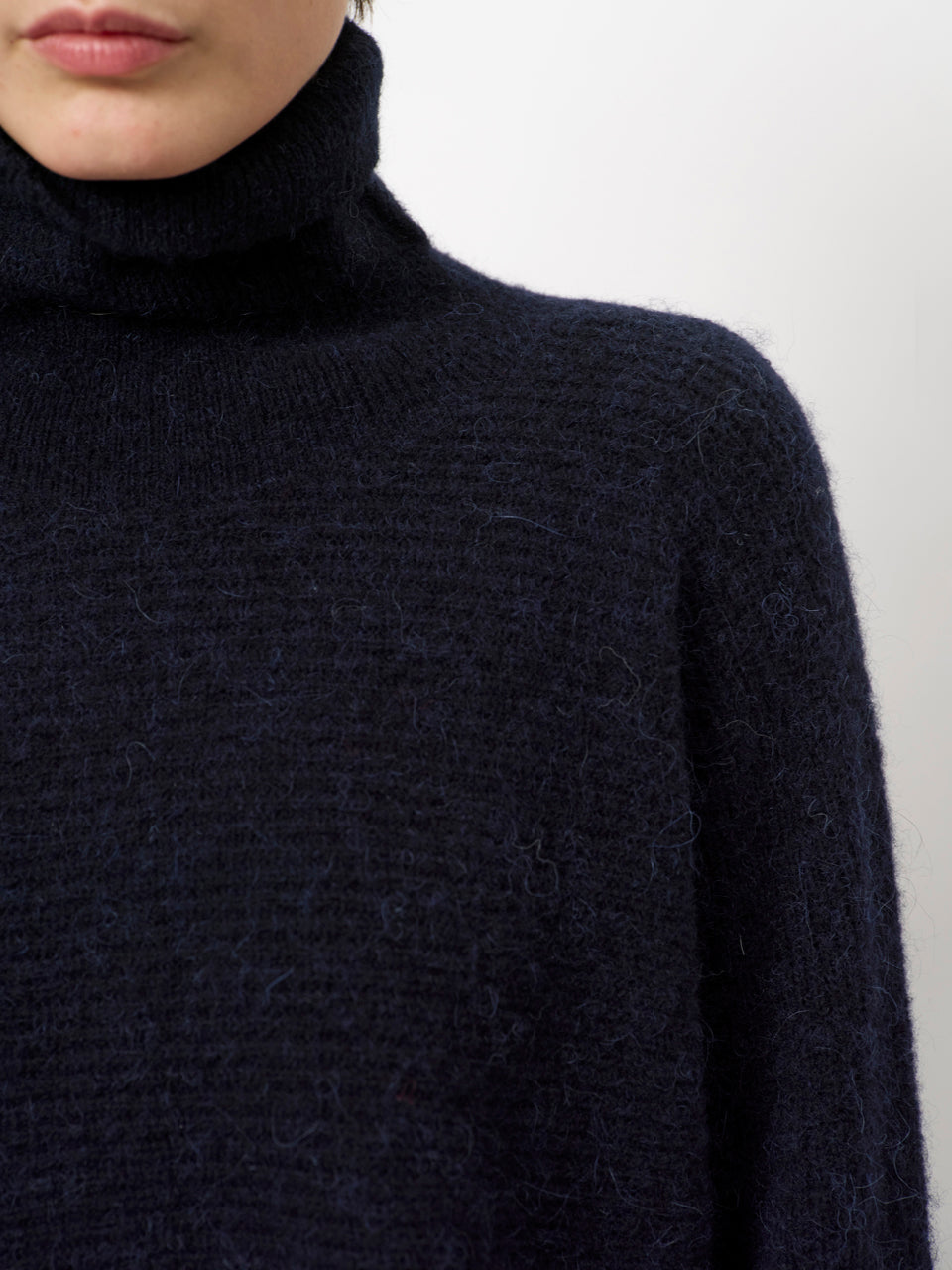 Cropped turtle sweater