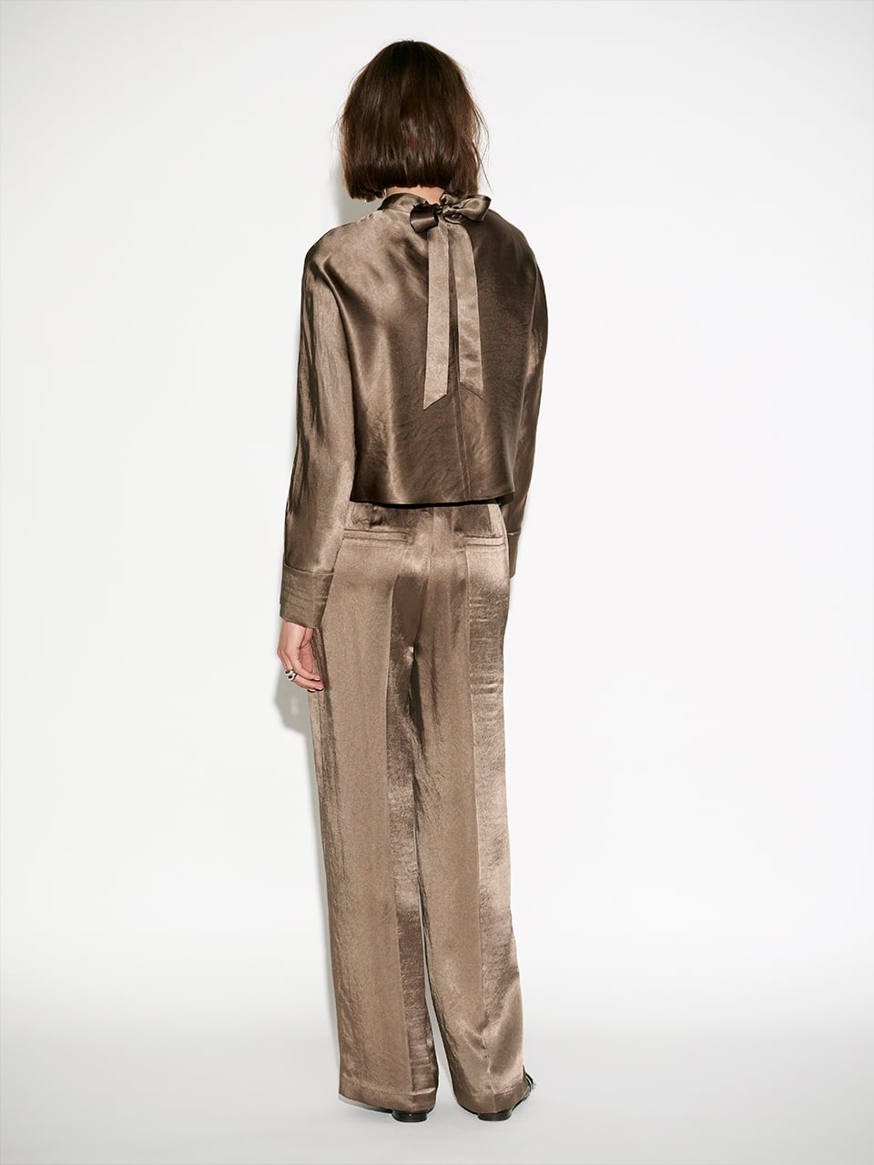 Wide leg pants