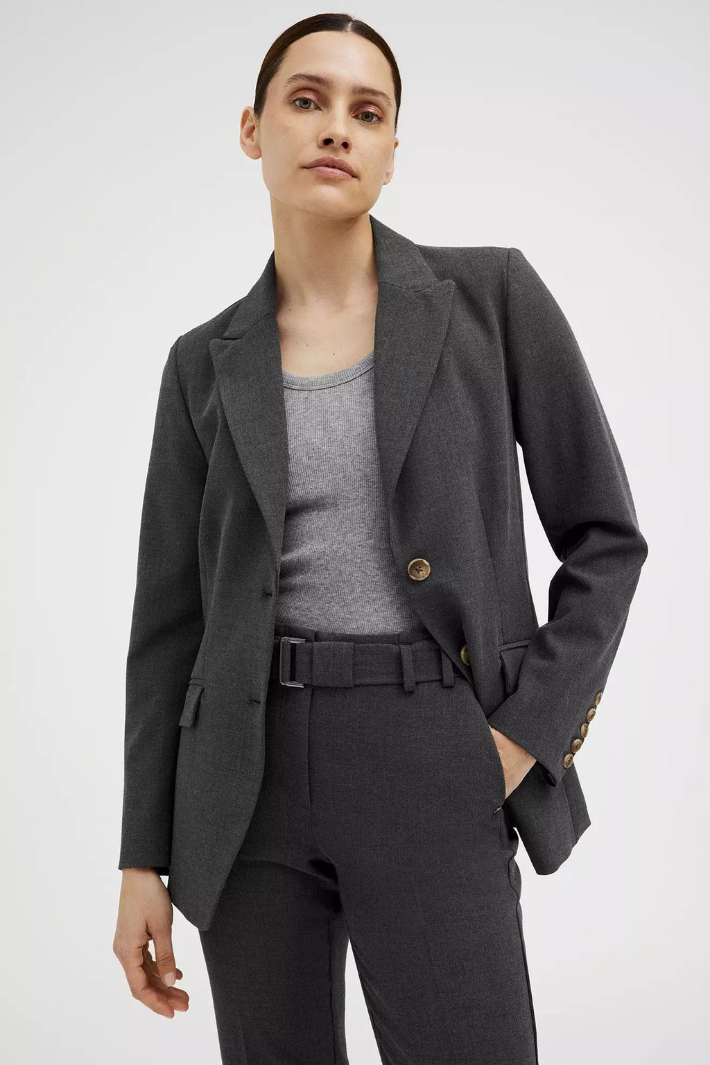 Gustav, Stacie Blazer