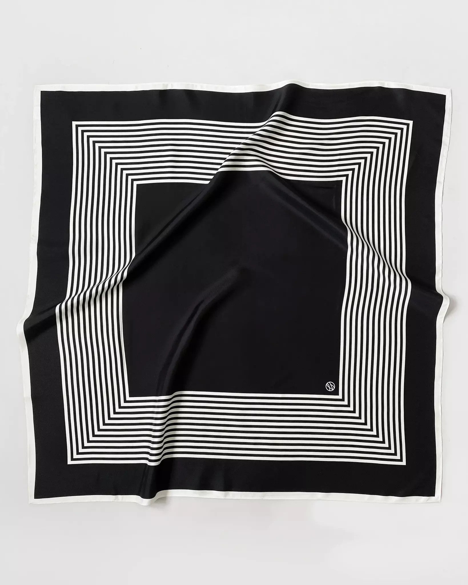 Le Scarf, NO.2 Black 90cm