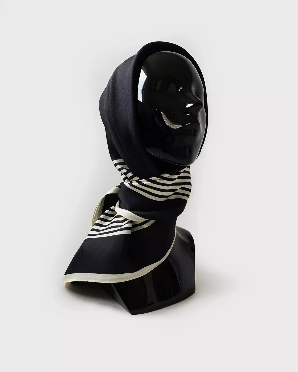 Le Scarf, NO.2 Black 90cm