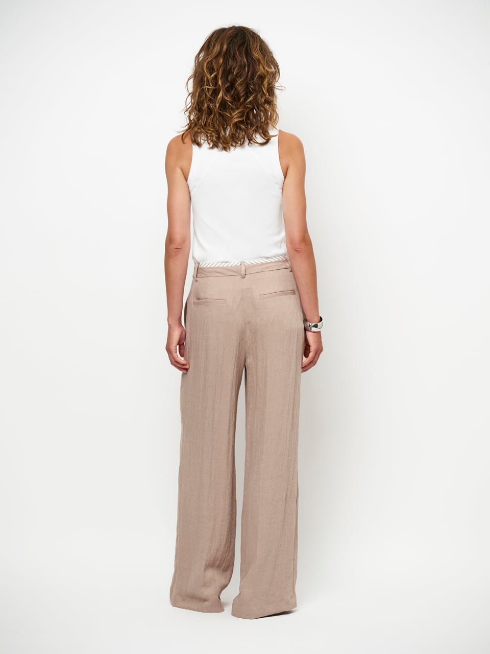 Wide leg pants