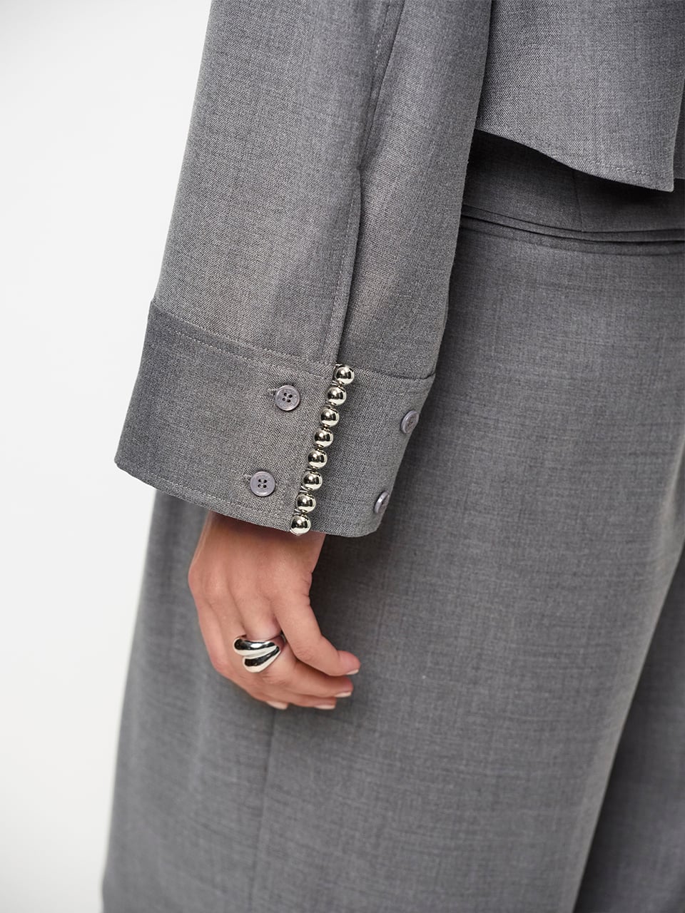 Pleated tailored pants