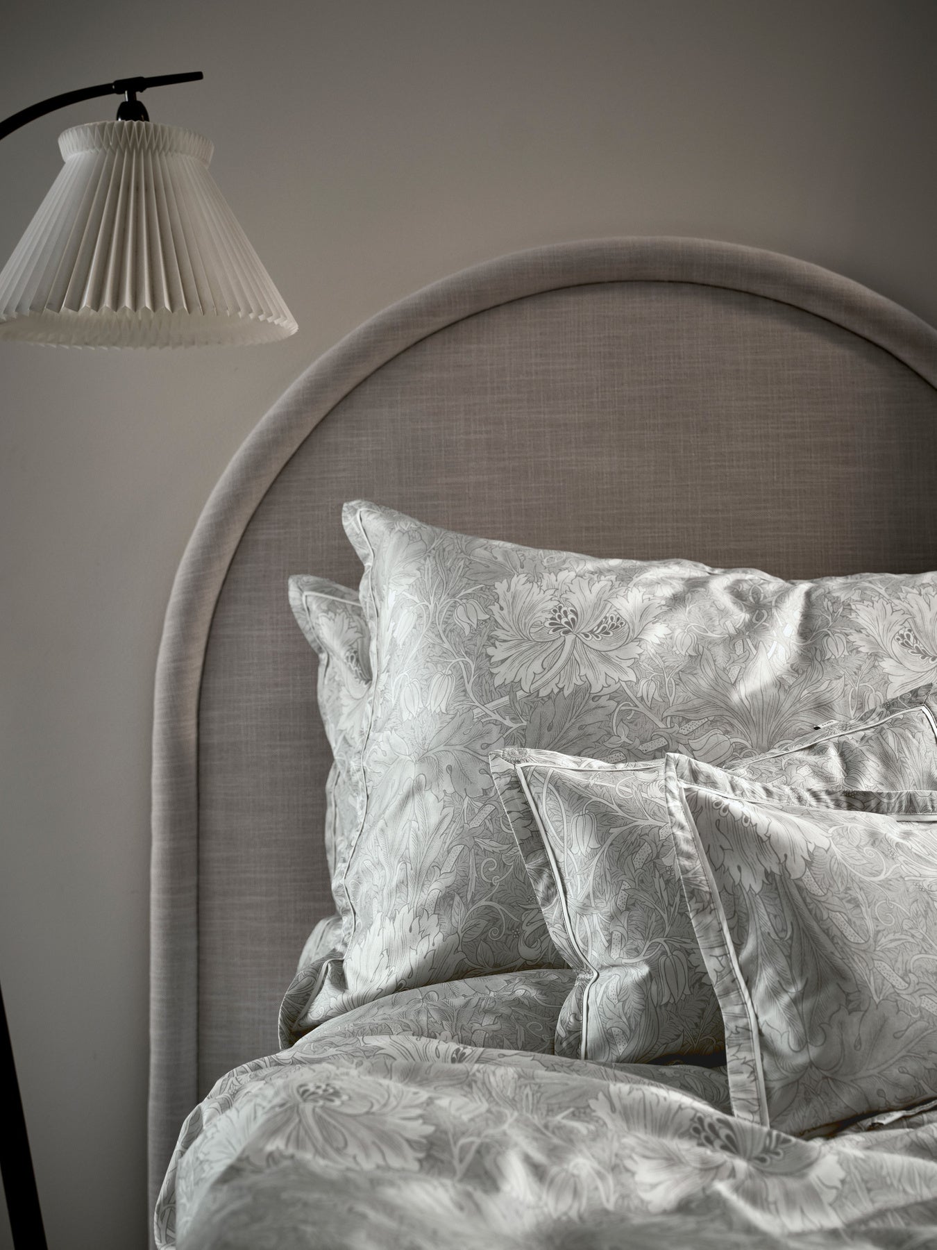 Honeysuckle & Tulip Pillowcase