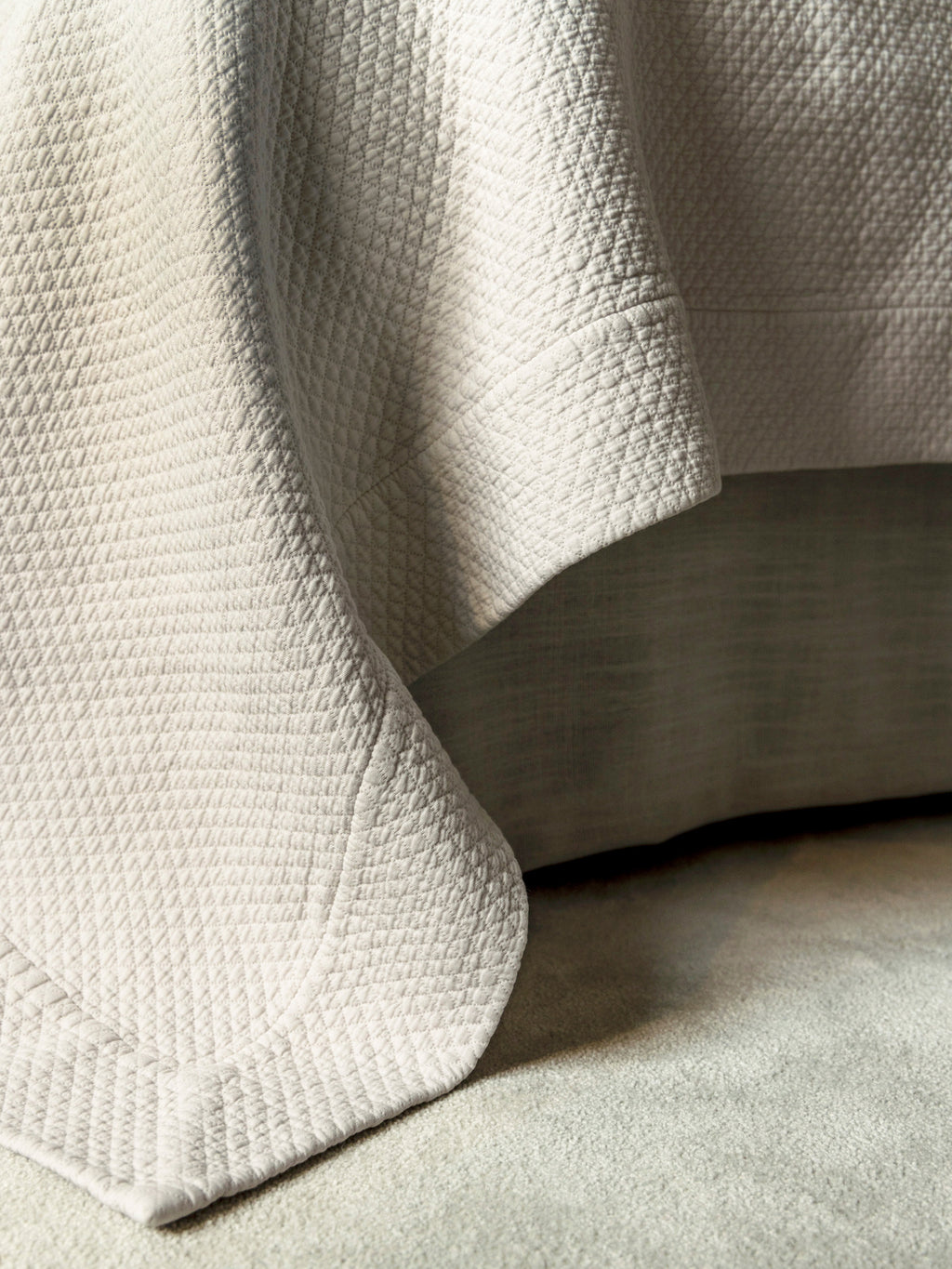 Ameno Bedspread