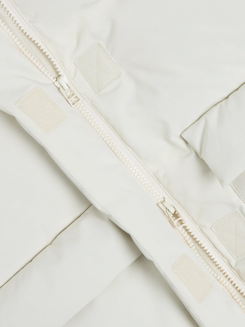 Besseggen Down Jacket - Ecru