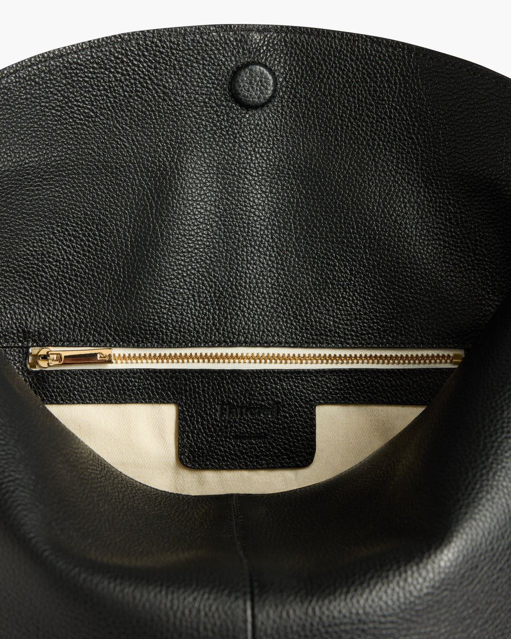 Alda Grande Shoulder Bag Grained Leather Black