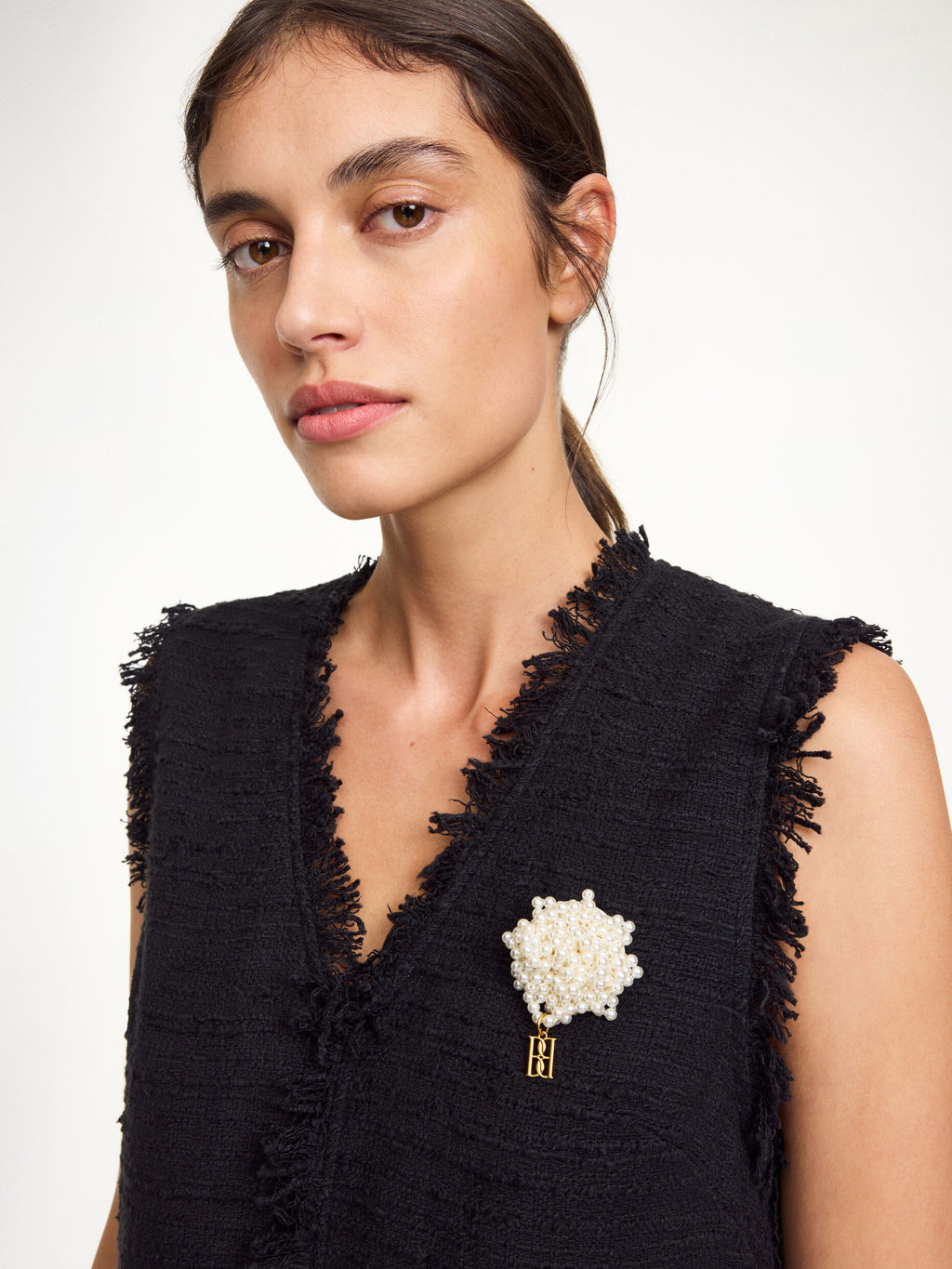 By Malene Birger – Helea Brooch