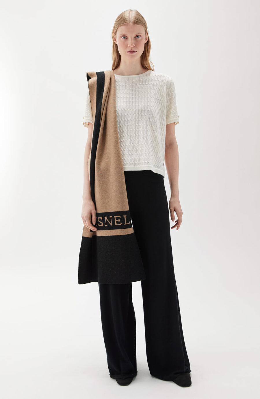 Busnel, Cherish Scarf Fudge/Black