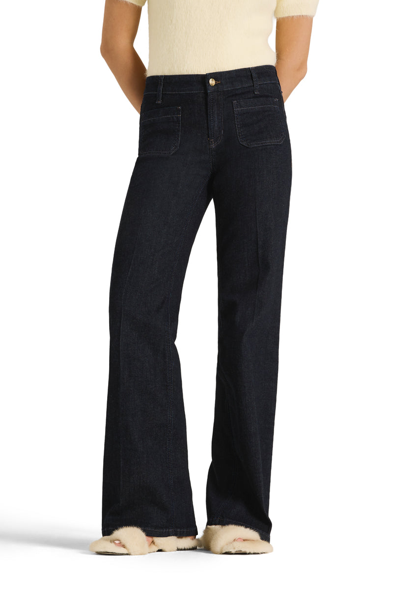 Amara Jeans, Cambio