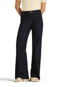 Amara Jeans, Cambio