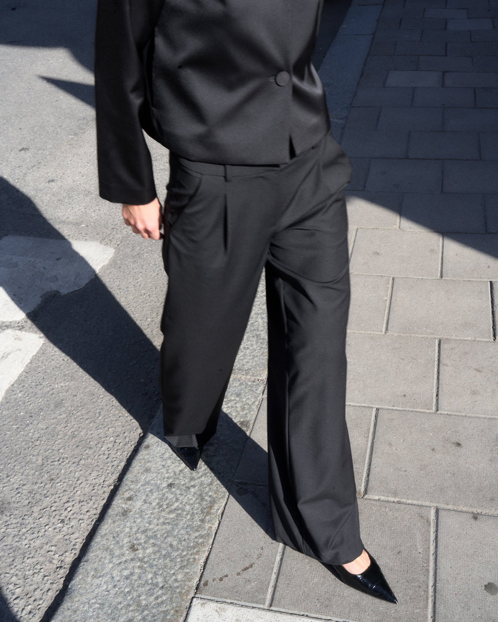 Donna Satin Blazer Black
