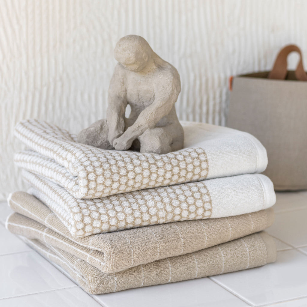 GRID towel, Sand