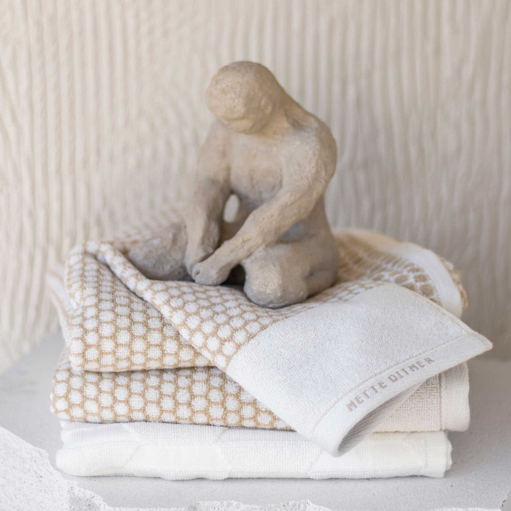 GRID towel, Sand