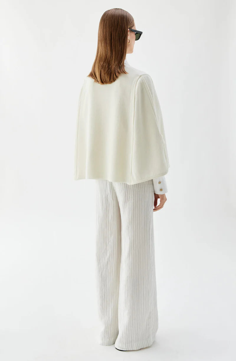 Milla Cape