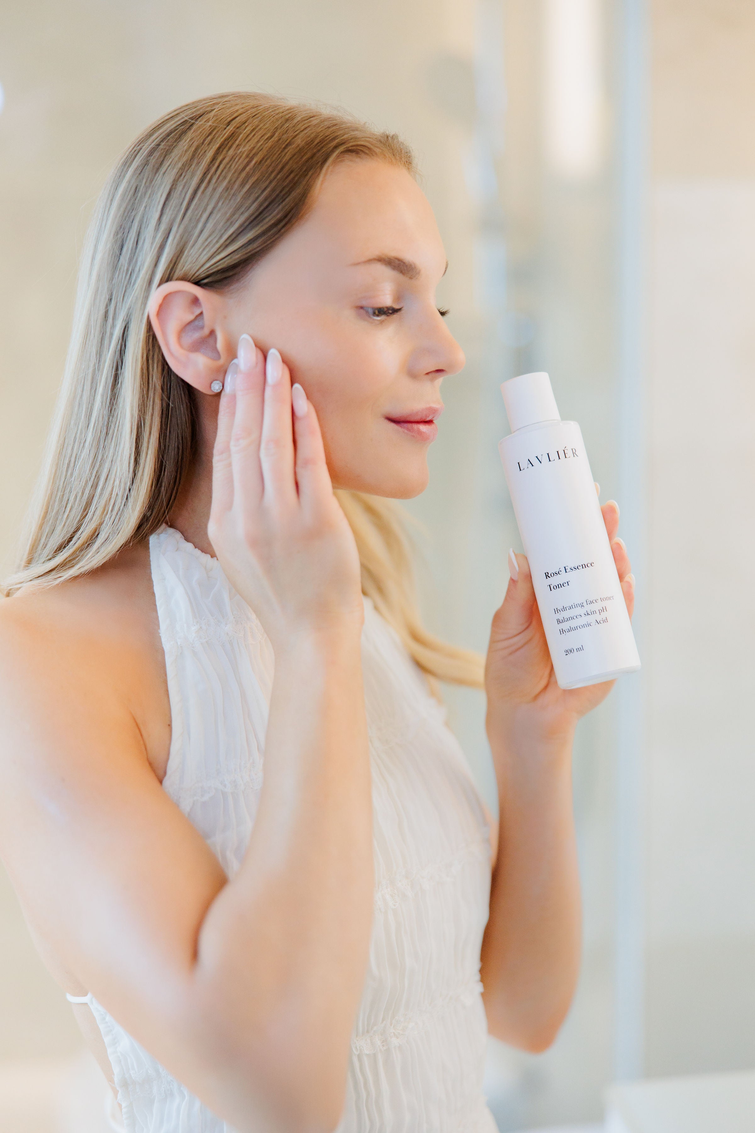 Rosé Essence Toner 200 ml