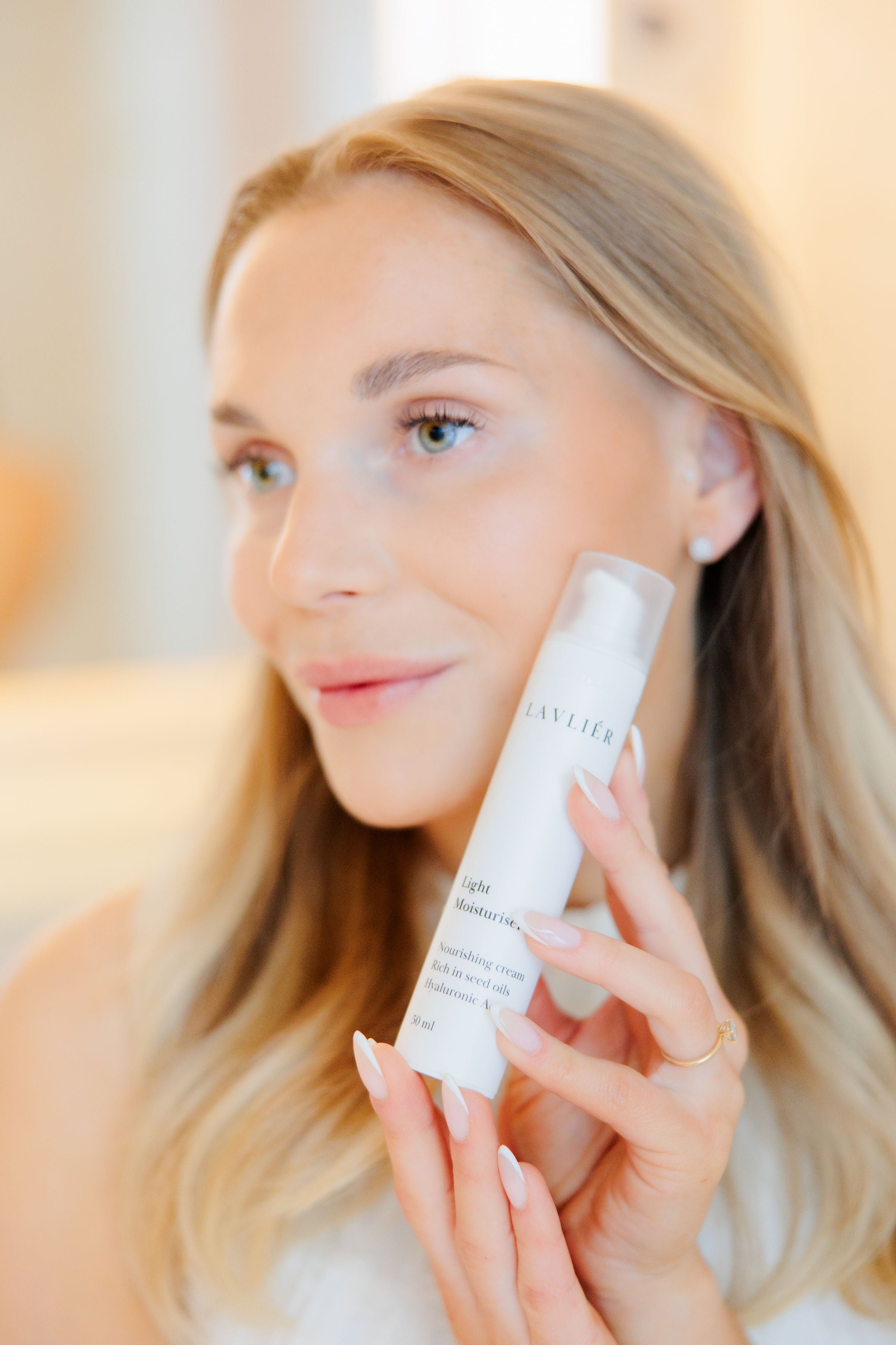 Light Moisturiser 50 ml