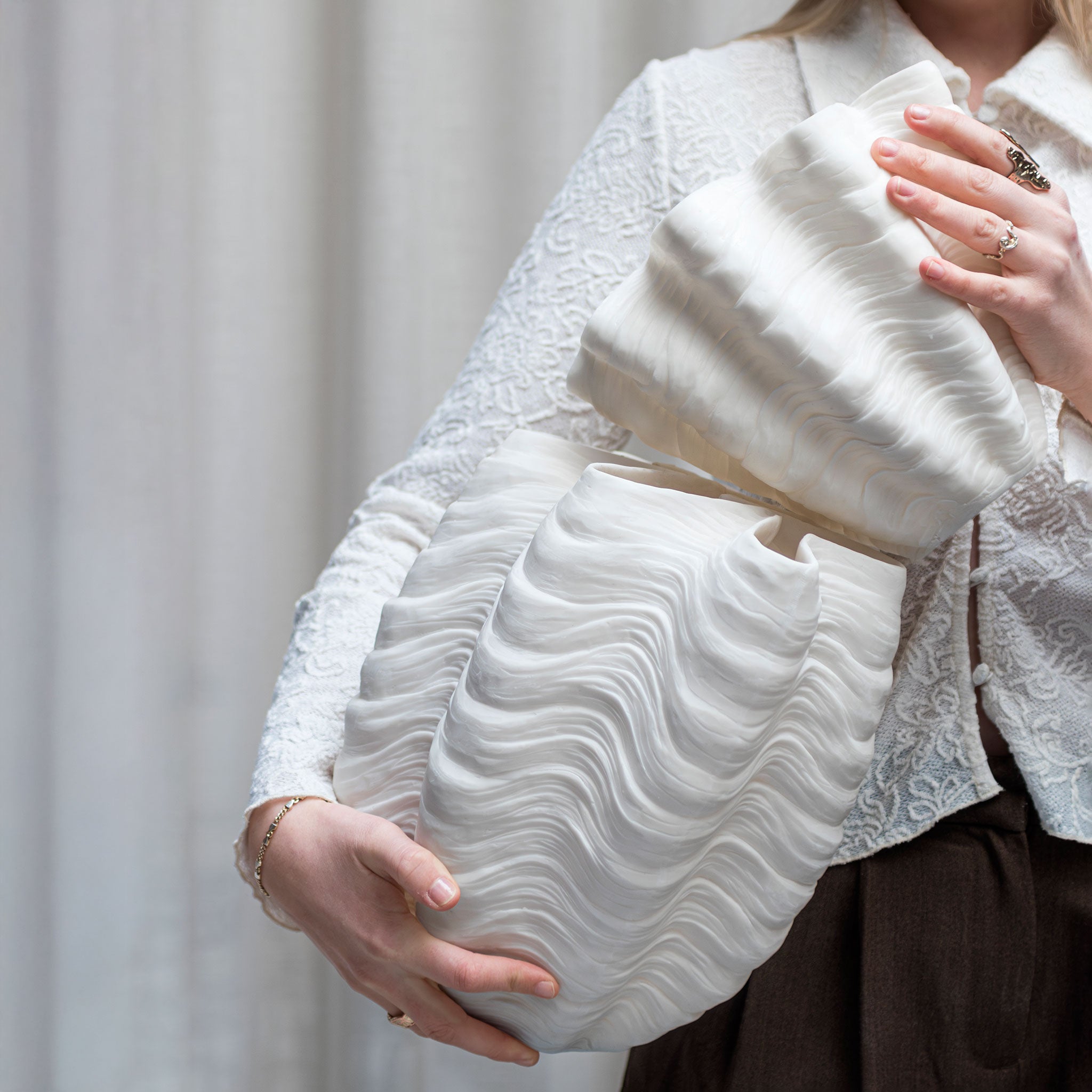 SHELL vase, small, Off-white