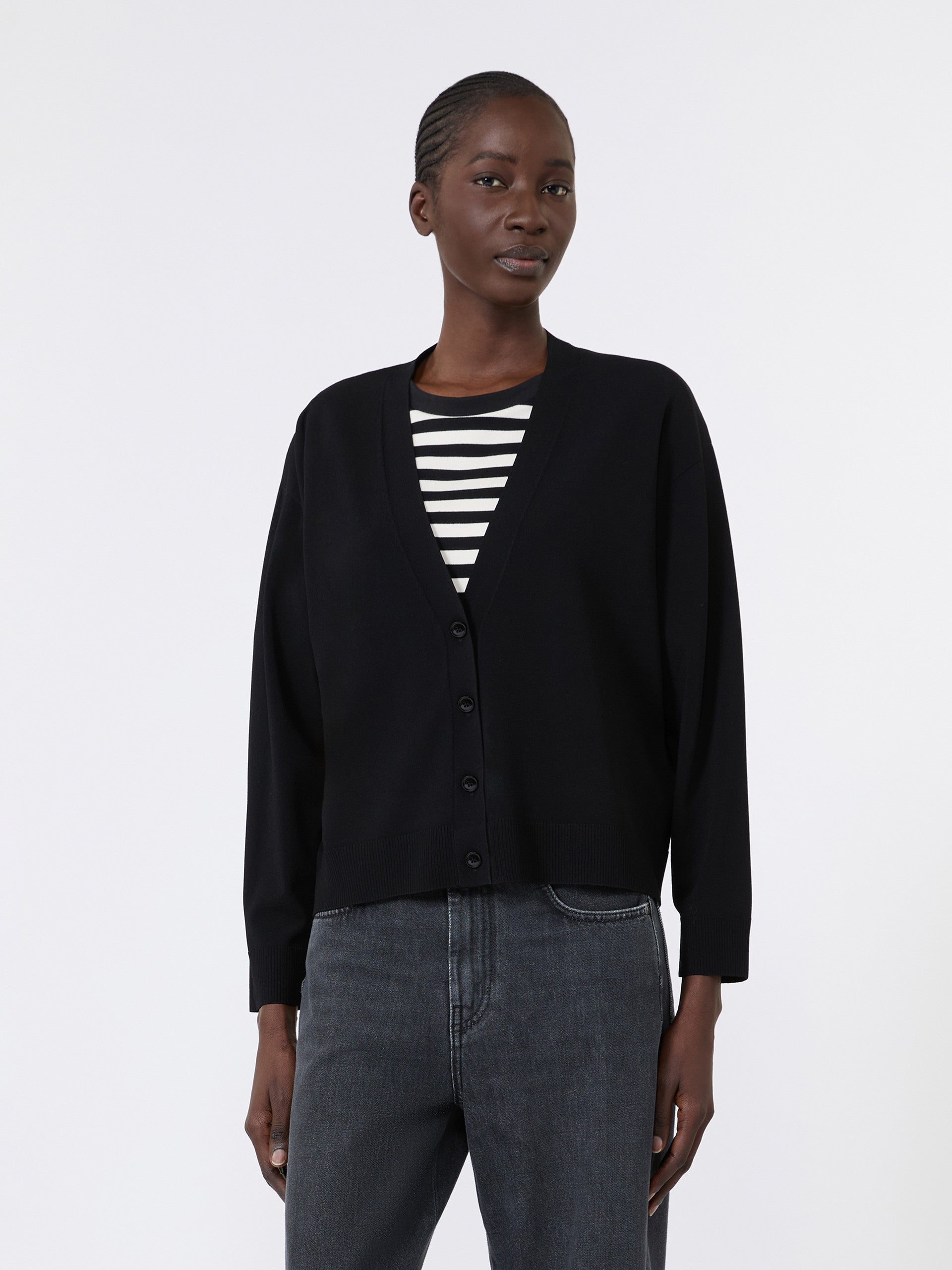 Viscose yarn V-neck cardigan - BLACK