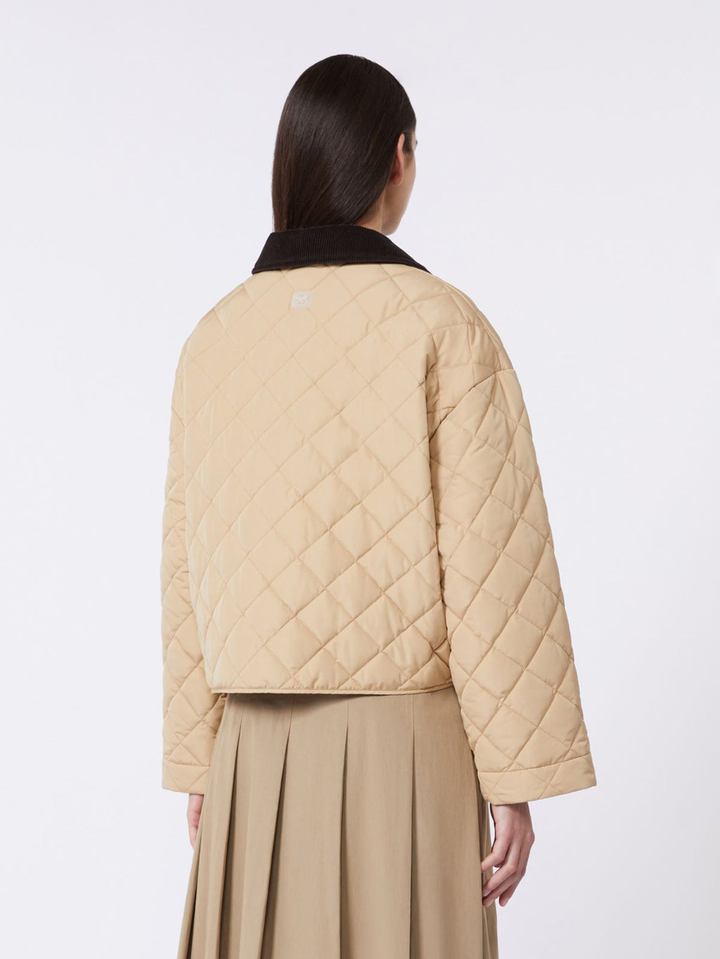 Reversible padded jacket in water-repellent fabric