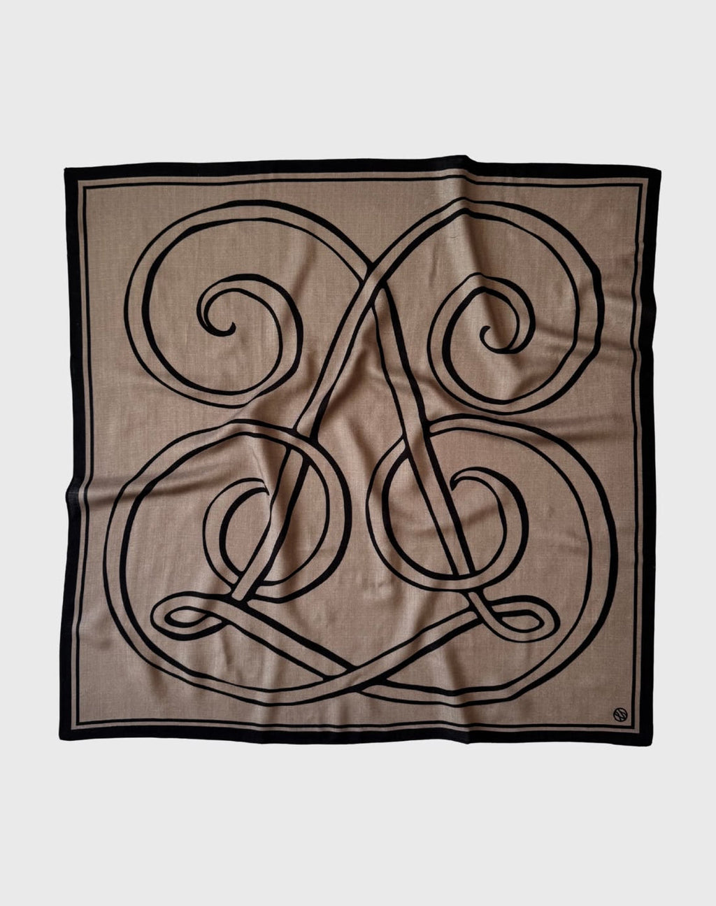 WOOL MONOGRAM SCARF | TAUPE | 80 CM