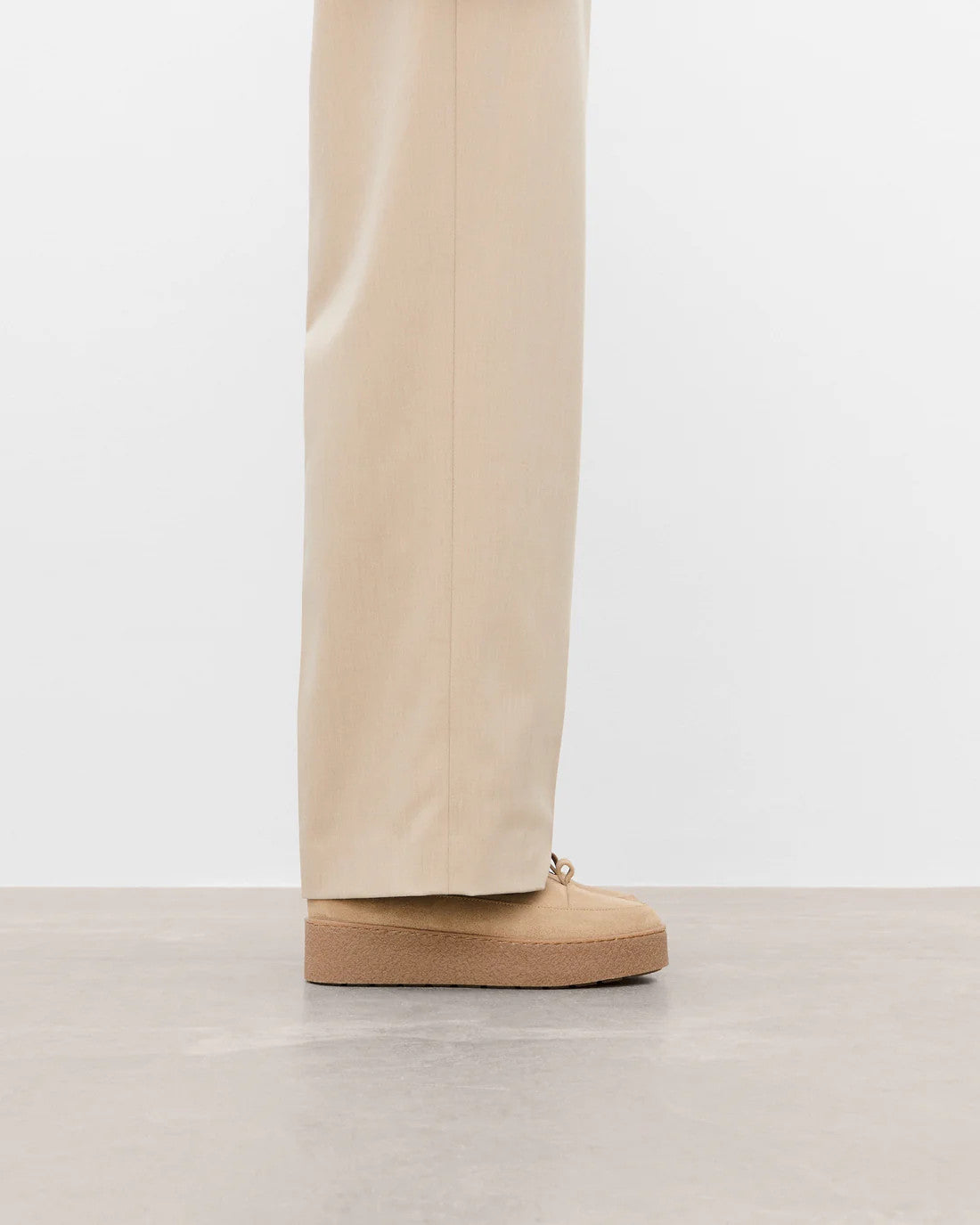 Flattered, Amalia Suede