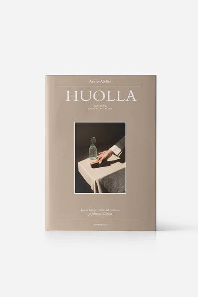 Arkivé Atelier Huolla-kirja