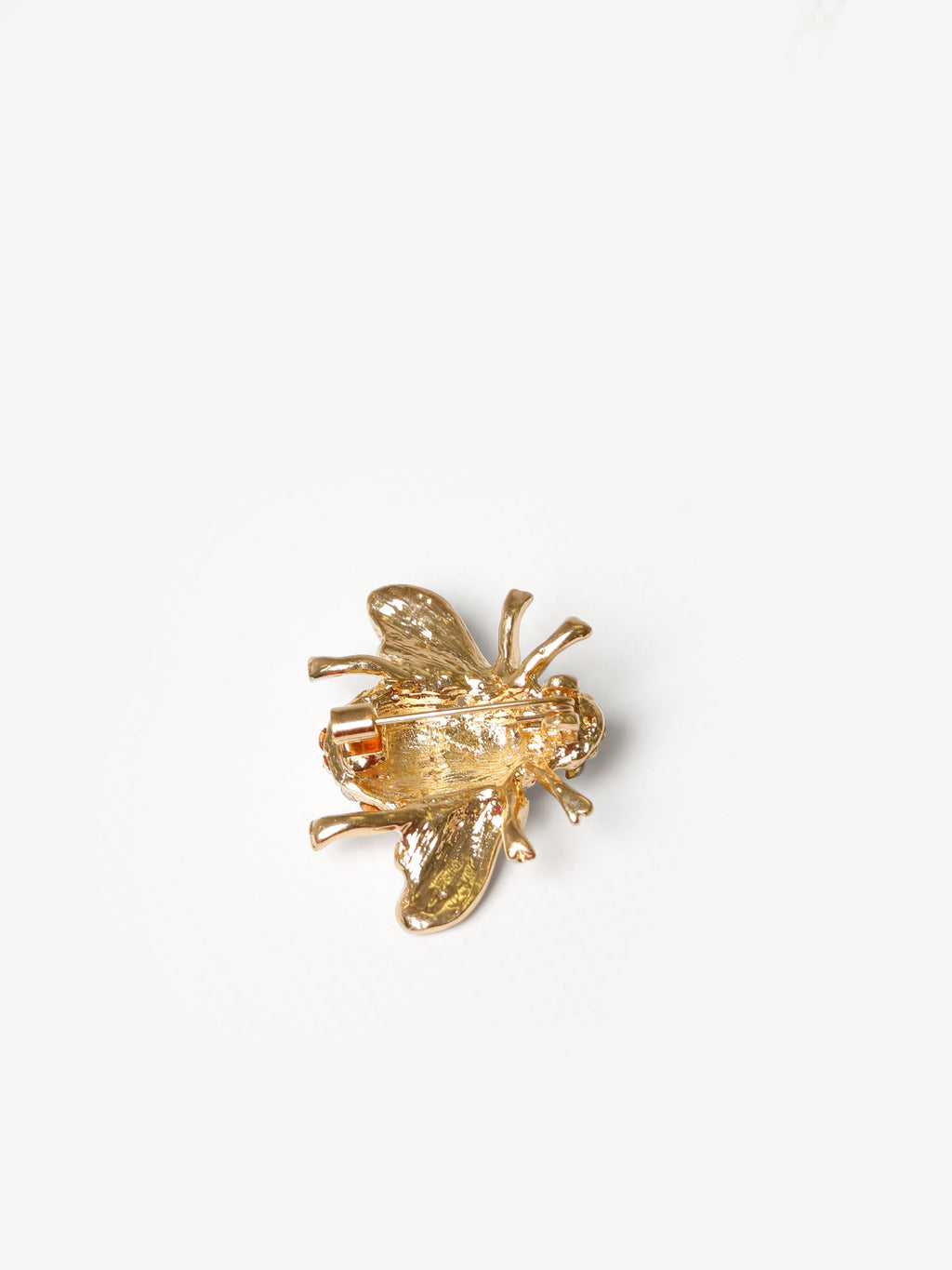 Bee brooch