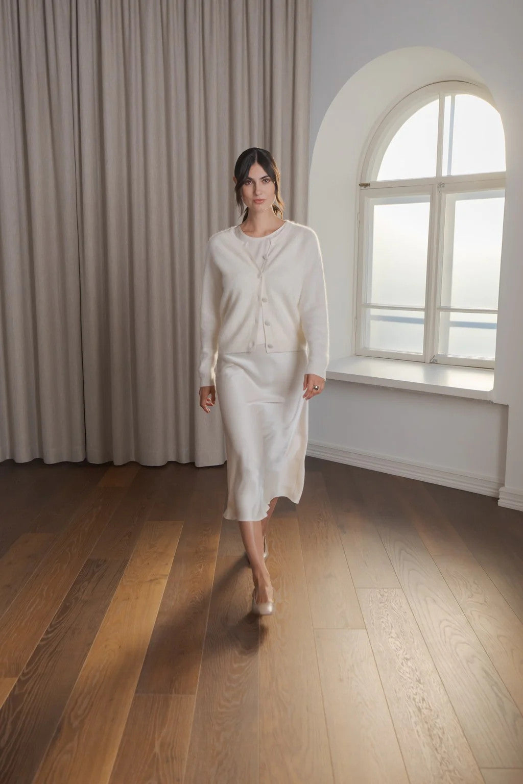 Original Story, Tianna Midi Satin Skirt Cream