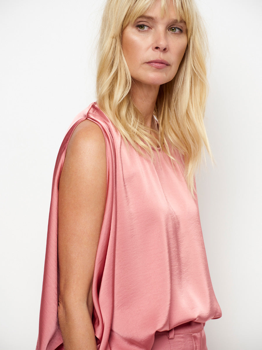 RISETTE flowing satin top