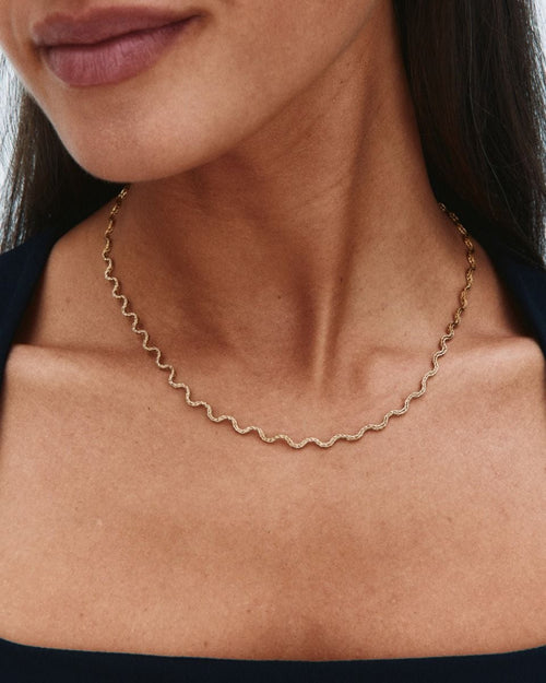 Mini Spiral Necklace Gold