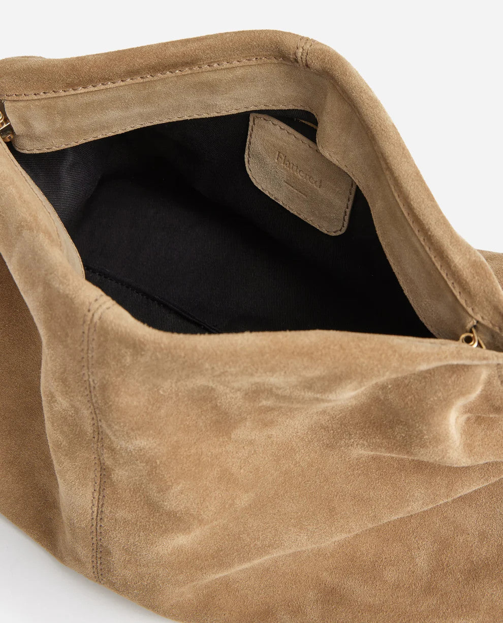 Flattered, Clay Clutch Suede Sand