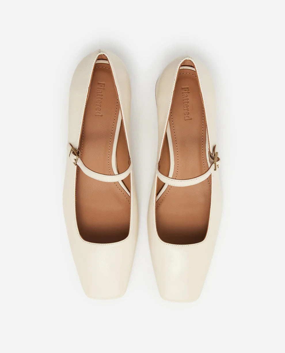 Flattered, Evan Vanilla Heel