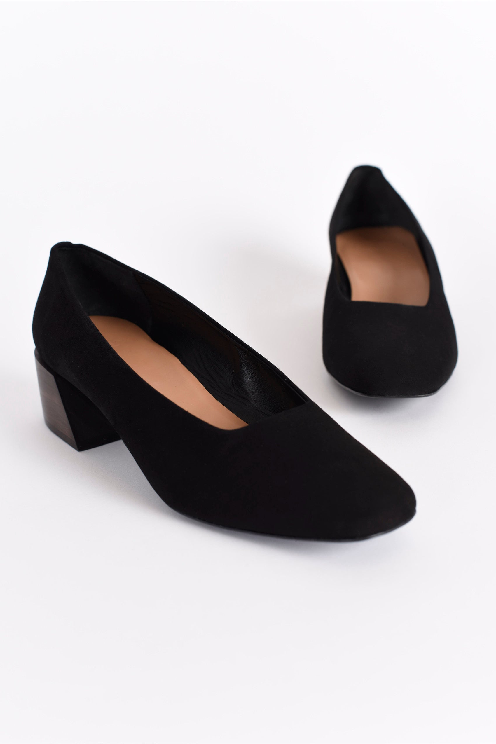 Flattered, Billie Black Suede