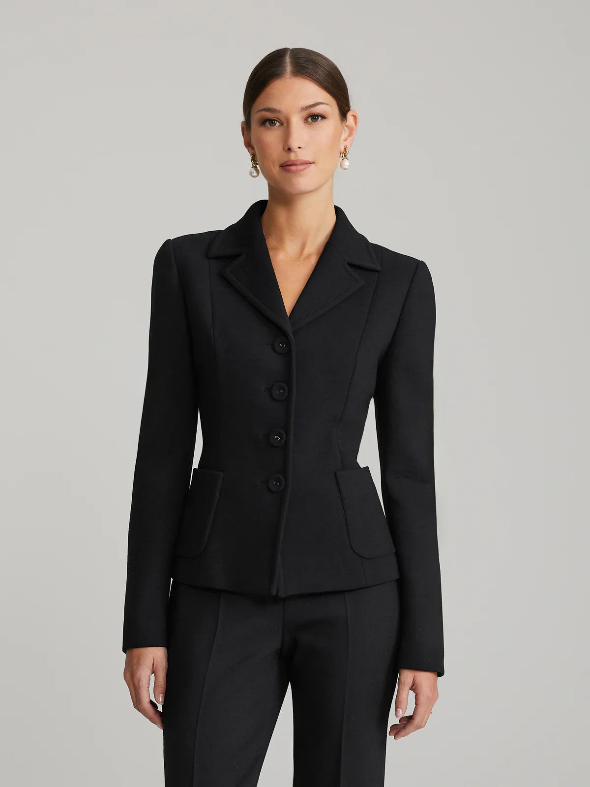 Andiata, Madie Bleiseri