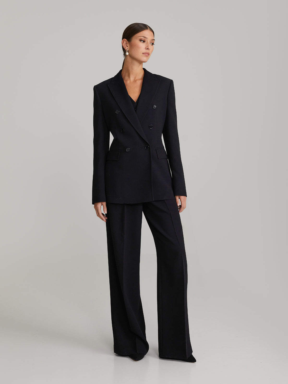 Andiata, Traci Blazer