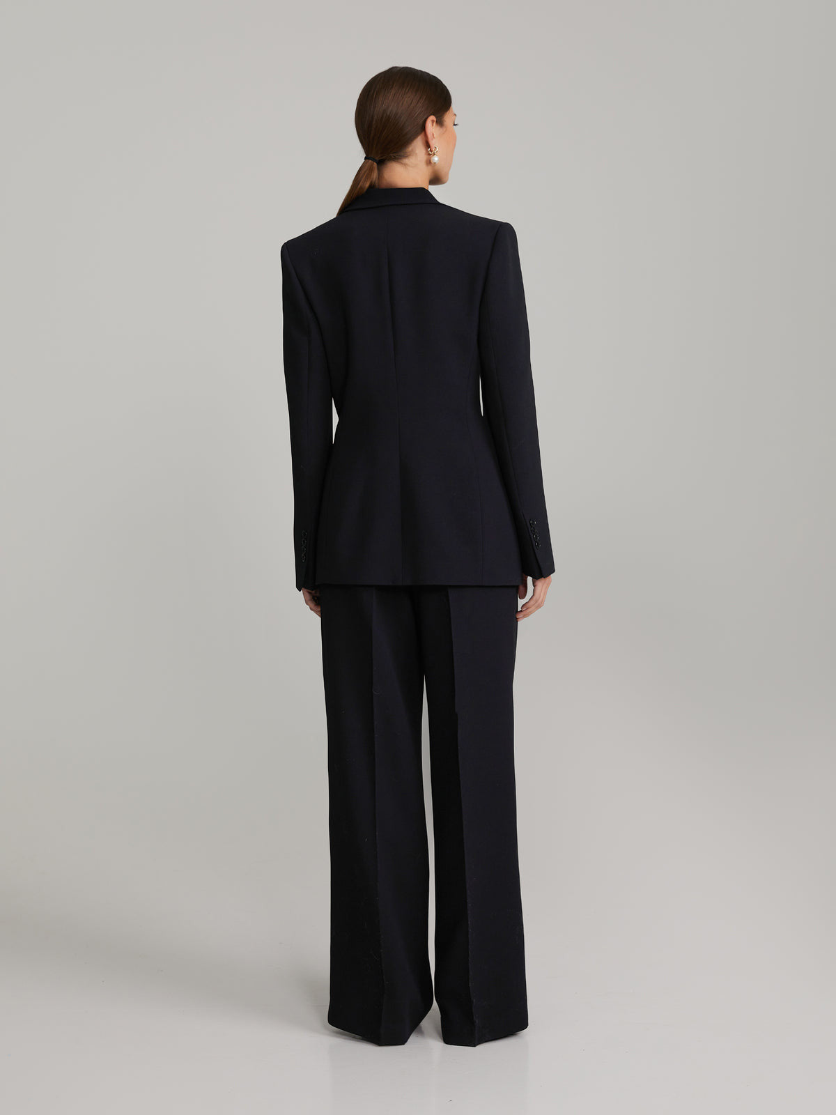 Andiata, Traci Blazer