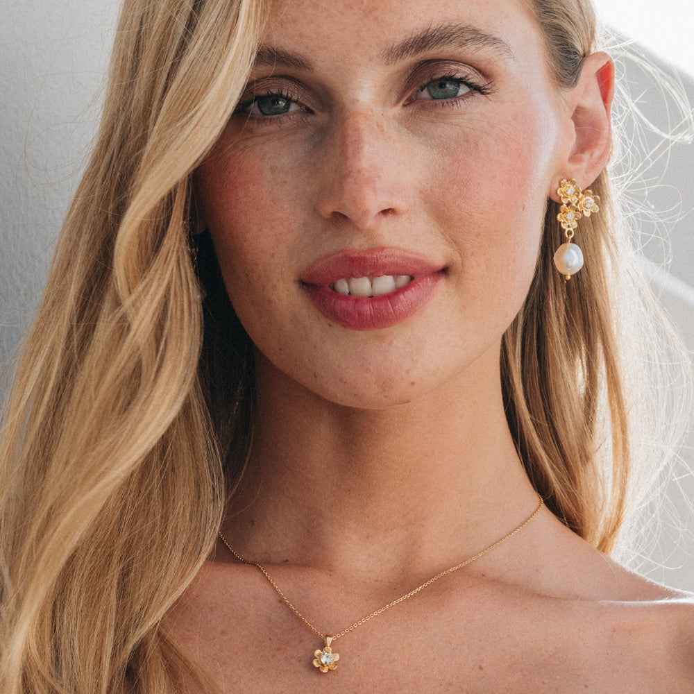 Juni Necklace / Crystal