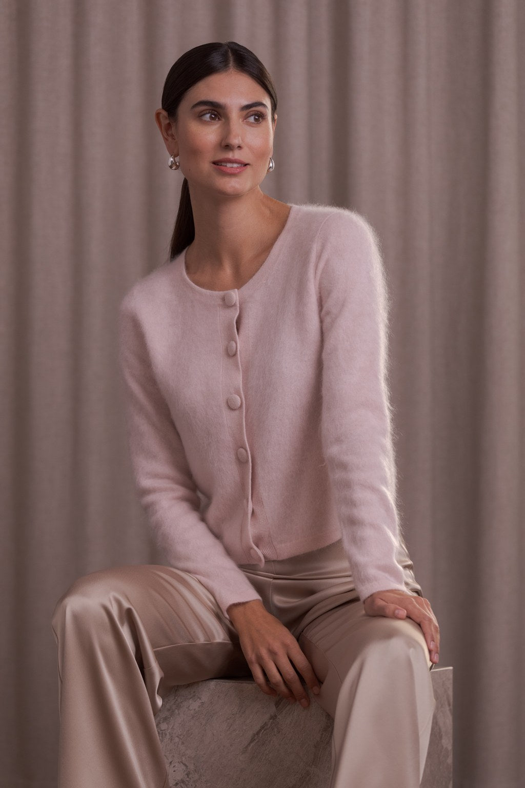 Pitkähihainen kashmirneuletakki, Pale pink