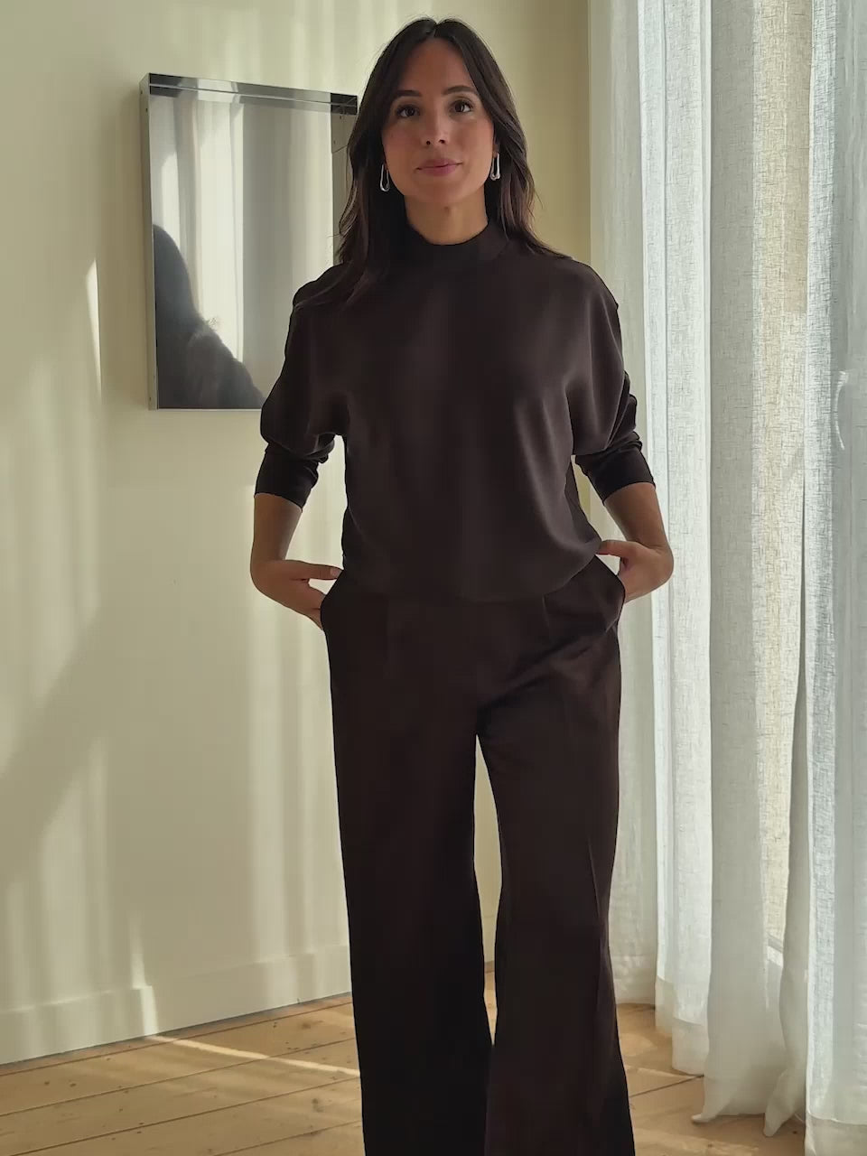 Wide leg pants